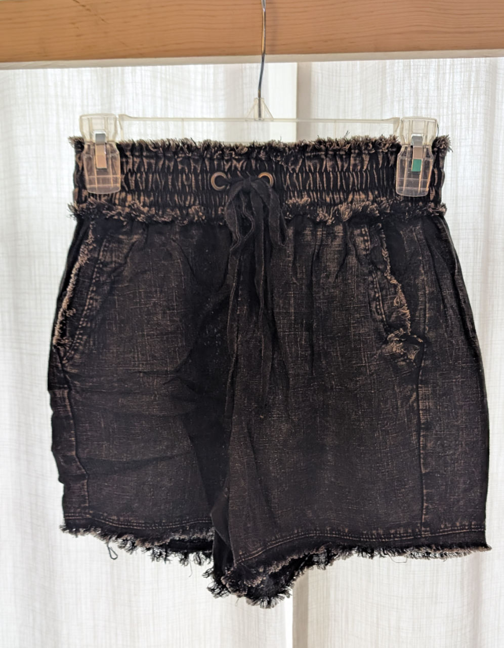 Linen tie front shorts