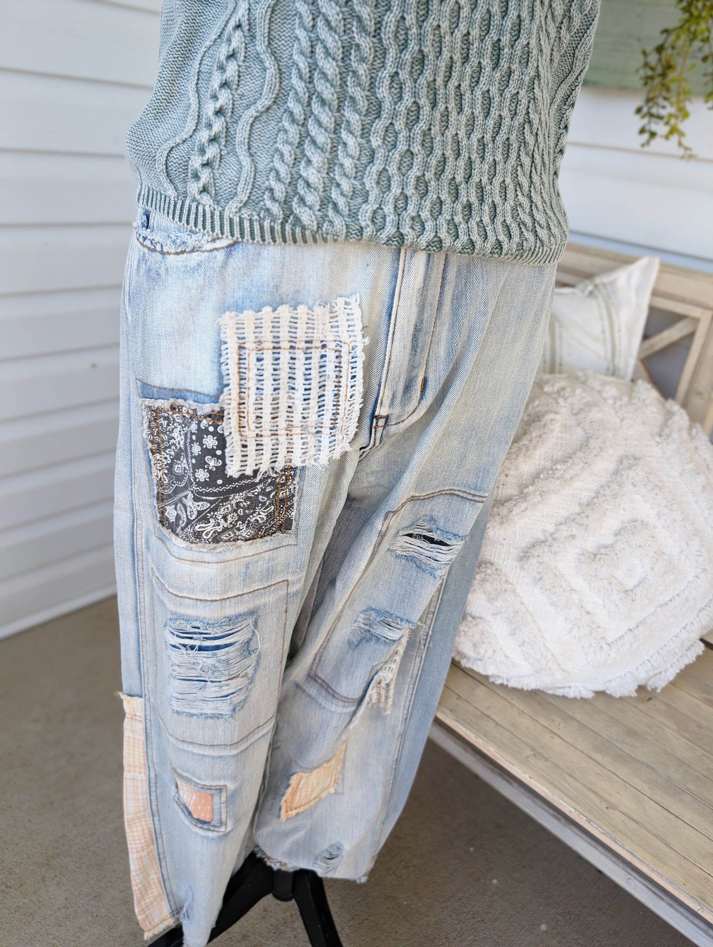 Patchwork Detail Ankle Length Denim Pants